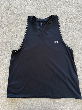 Under Armour Black women’s Performance Tank with Logo Trim